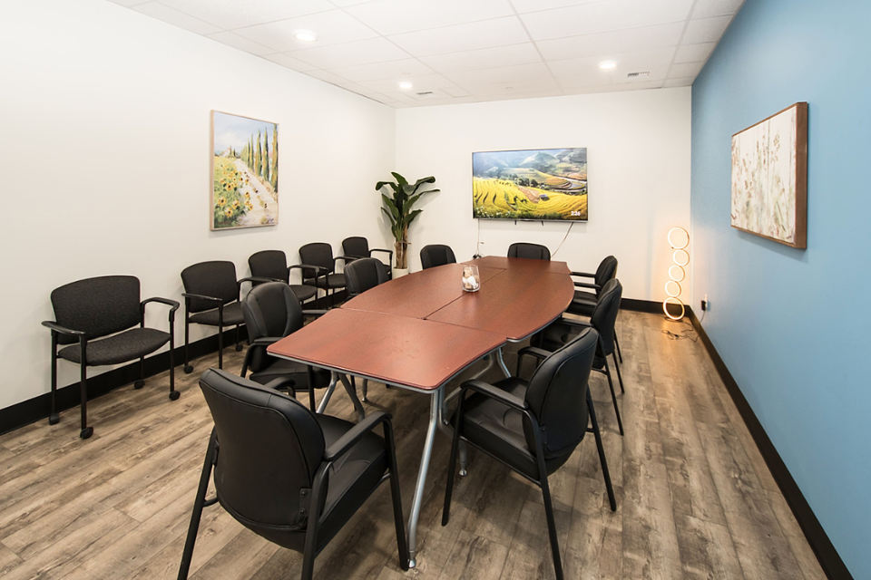 meeting rooms west seattle coworking